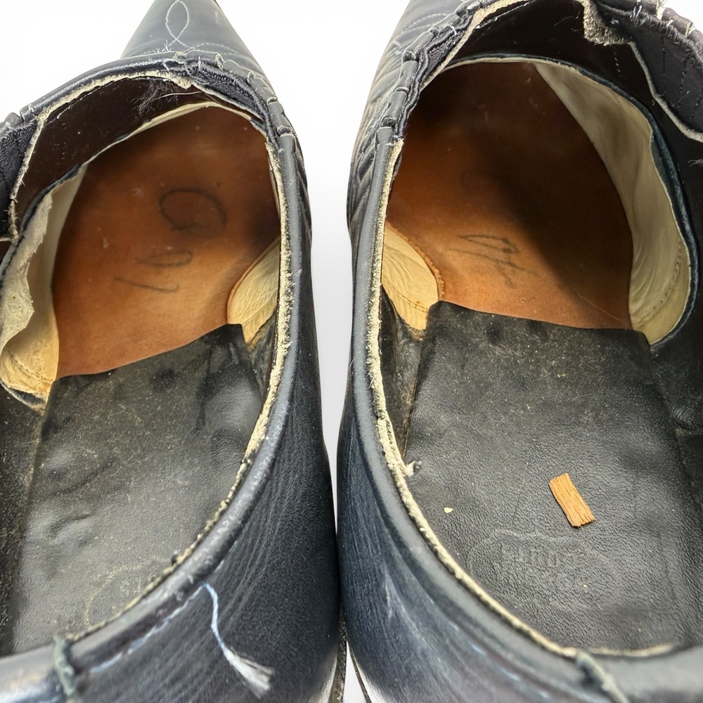 Shoes - Picture 10 of 11